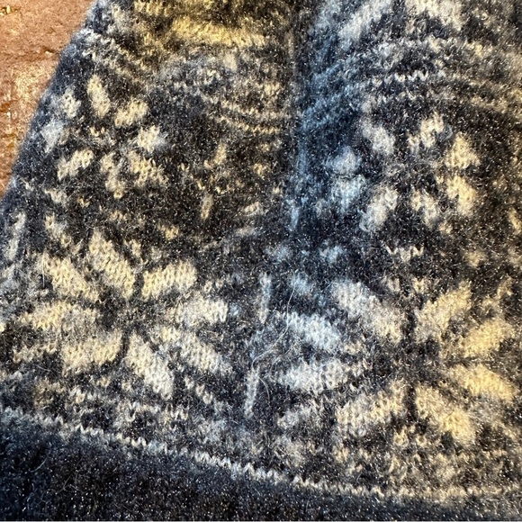 Muk Luk's Women's Fur Pom Beanie Winter Cuff Hat Pom Pom Fairy Dust Glitter GRAY - Picture 3 of 14